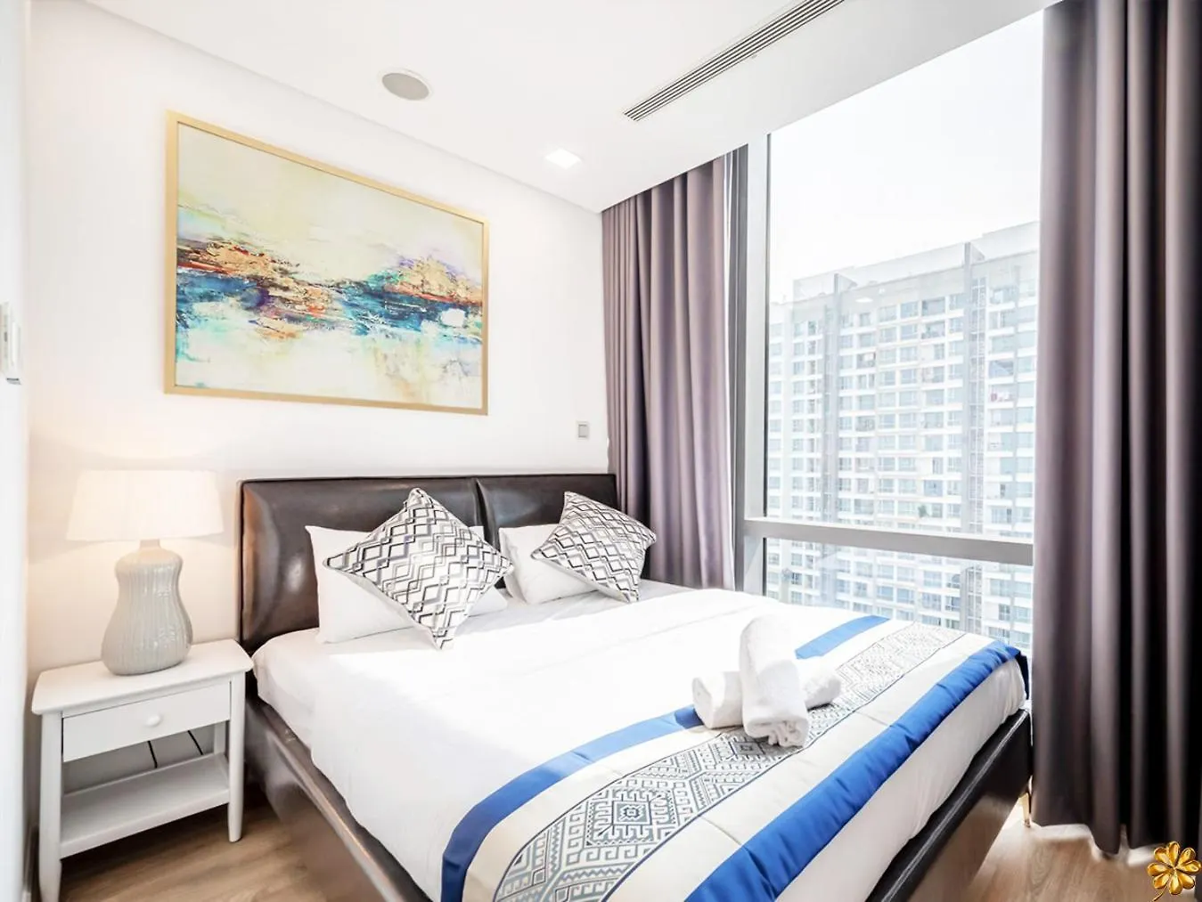 Landmark 81 Royal Luxury - Vinhome Central Park Ho Chi Minh City Apartment