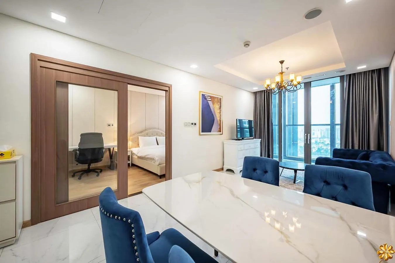 Landmark 81 Royal Luxury - Vinhome Central Park Ho Chi Minh City Apartment